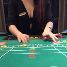 5999